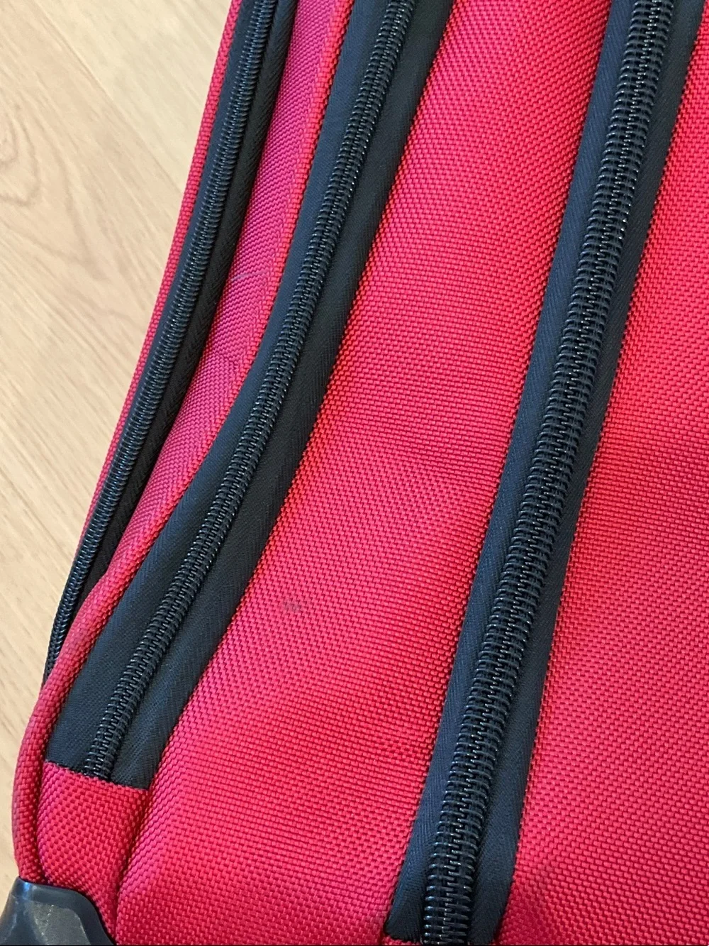 Delsey Red Carry-On 4 wheels Spinner